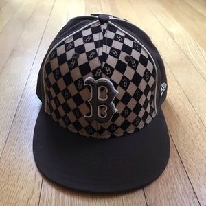 New Era Fitted MLB Boston Red Sox Cap Brown/Tan Checkered Size 7 3/4